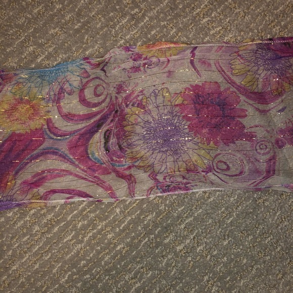 Scarf - Picture 3 of 4